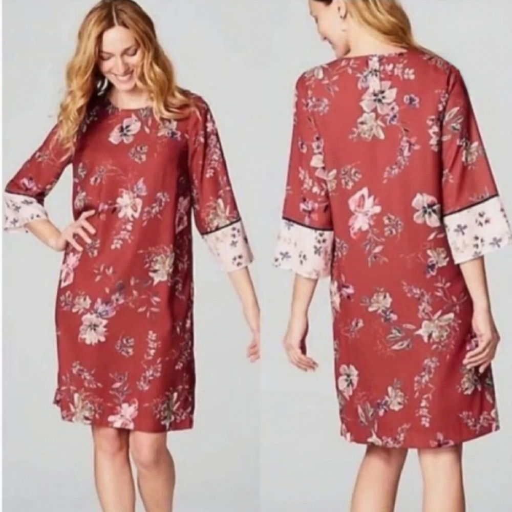 J.jill Watercolor Floral Shift Dress. 3/4 Lenght Sleeves